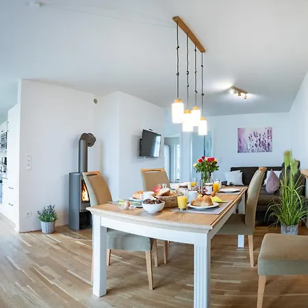 Dom wakacyjny Meerwert By Seeblick Ferien Oro, Familienfreundlich, Sauna, Kamin,xl Dusche Olpenitz